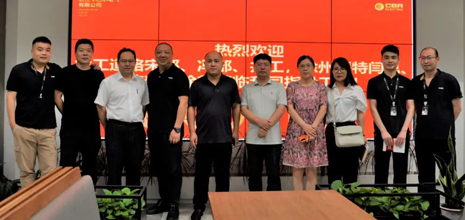 熱烈歡迎徐工道路、徐州派特的各位領導蒞臨我司指導工作